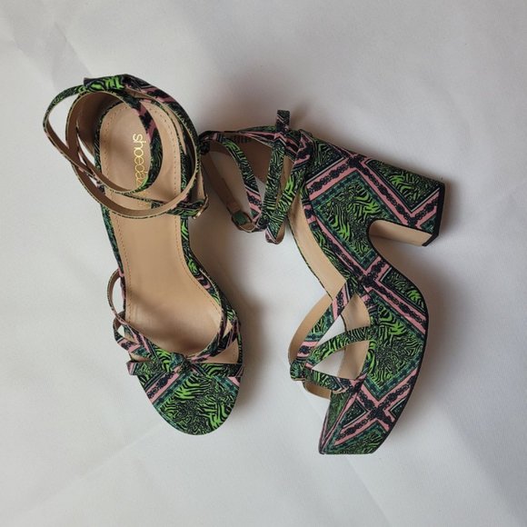 Shoe Dazzle Shoes - SHOE DAZZLE HIGH PLATFORM WEDGE SANDALS